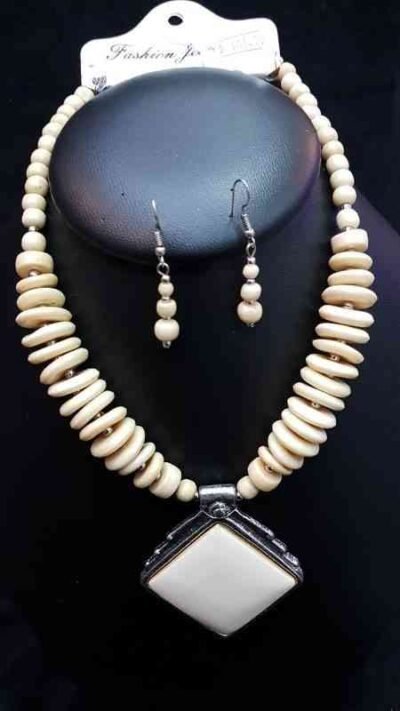 Cod.COLLAR-J847 Collares indu con aro