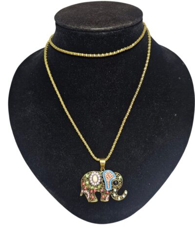 collares de la india con estrás ypiedras