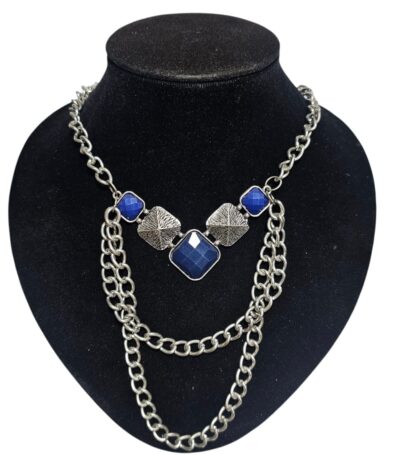colgante con piedras