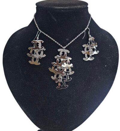 conjunto de acero