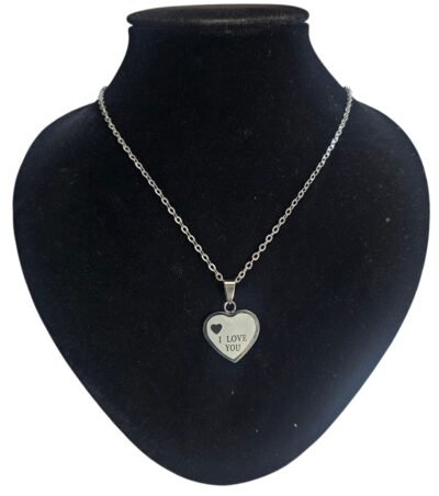 collar con dijes acero love