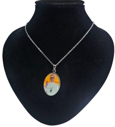 collares con dijes de acero quiruirco