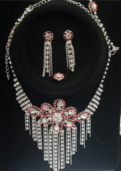 conjunto de collares de estras fantacia finafiestita