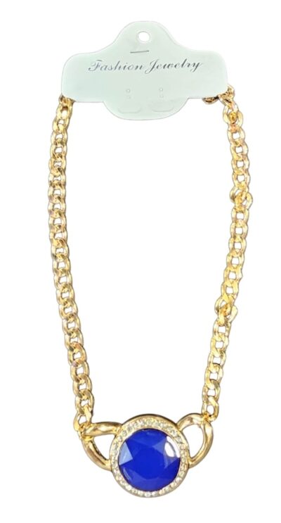 collares con cadenas gruesas