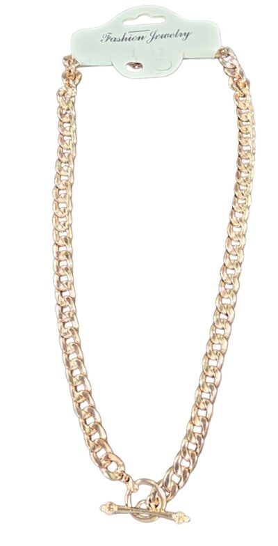 collares con cadenas gruesas