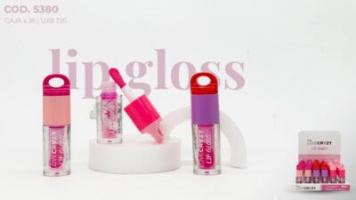 LIP GLOSS